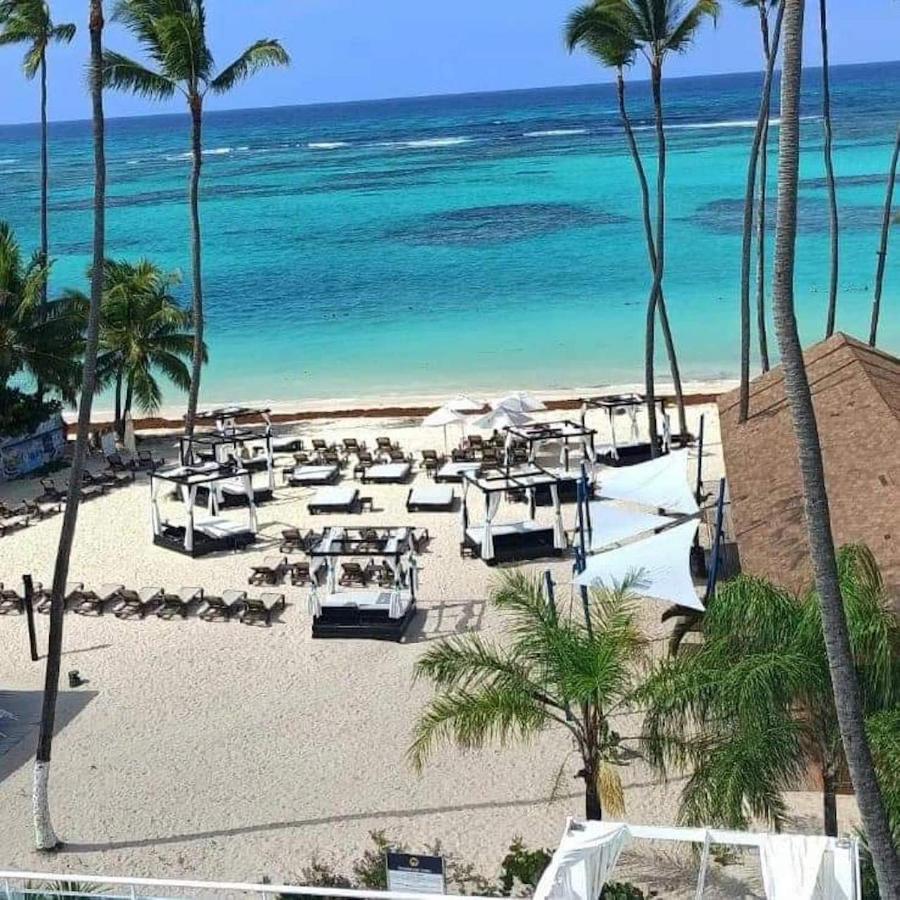 Chic Beachfront Apartment - Private Beach Access Пунта Кана Екстериор снимка