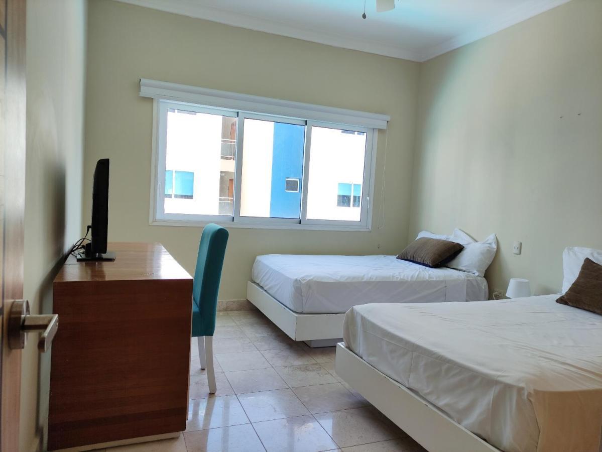 Chic Beachfront Apartment - Private Beach Access Пунта Кана Екстериор снимка
